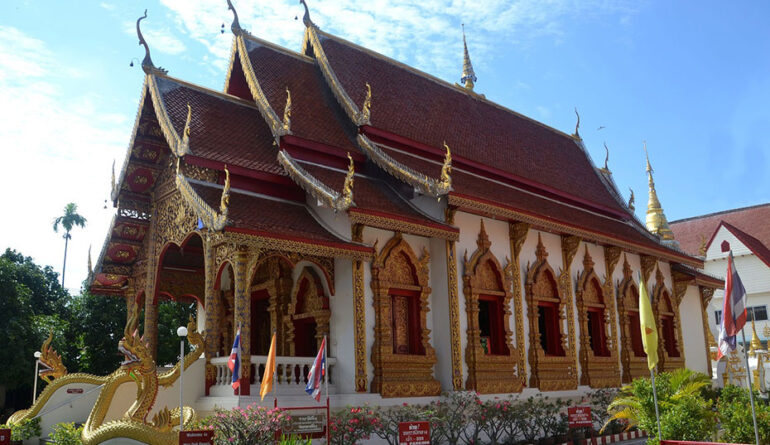 sebeen-trips-a-journey-through-northern-thailands-cultural-heart-1